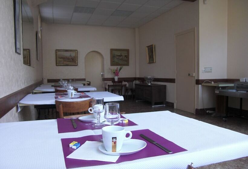 酒店 Le Colbert Epernay