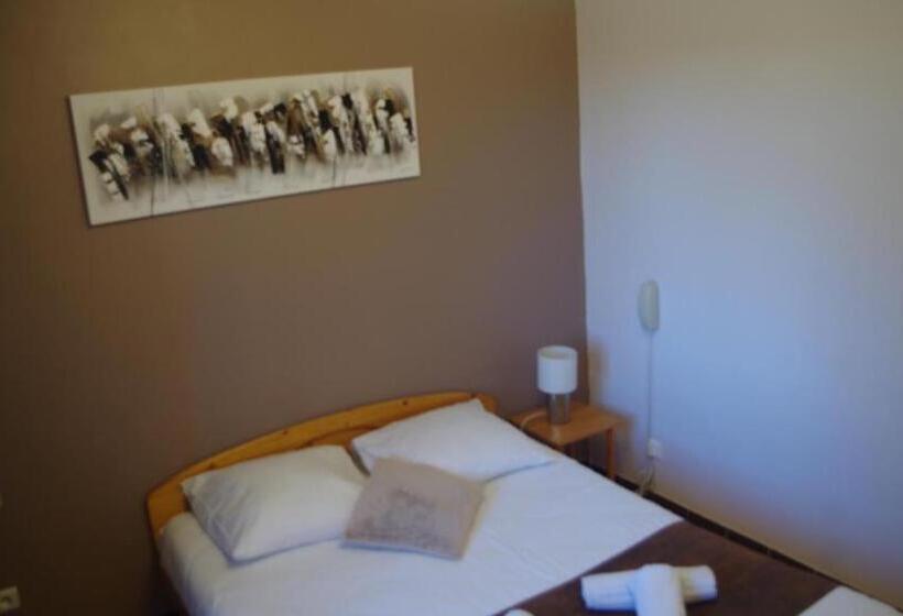 فندق Le Robinson