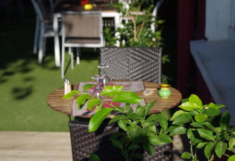 فندق Le Robinson