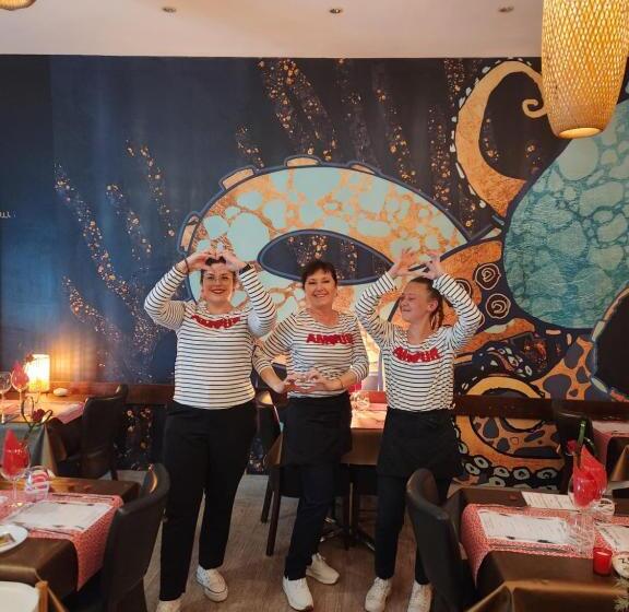 Отель Les Enfants Terribles