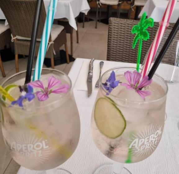 호텔 Logis Hôtel La Clé Des Songes