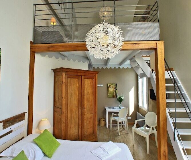 هتل Logis Hôtel La Chaize