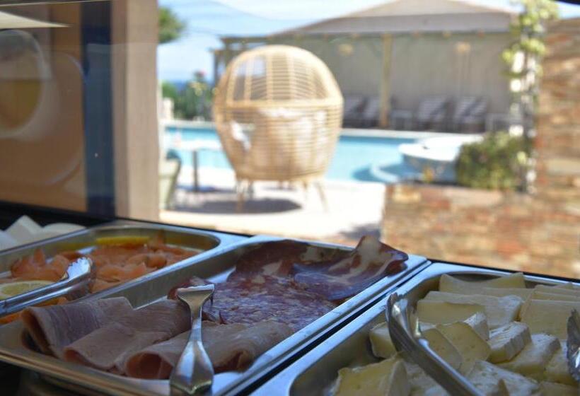 בית מלון כפרי Palazzu & Spa   Adult Only