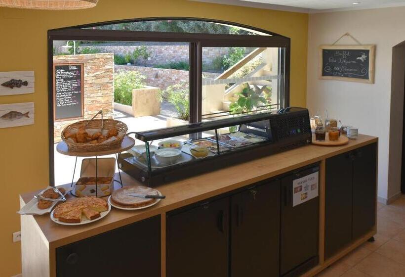 בית מלון כפרי Palazzu & Spa   Adult Only