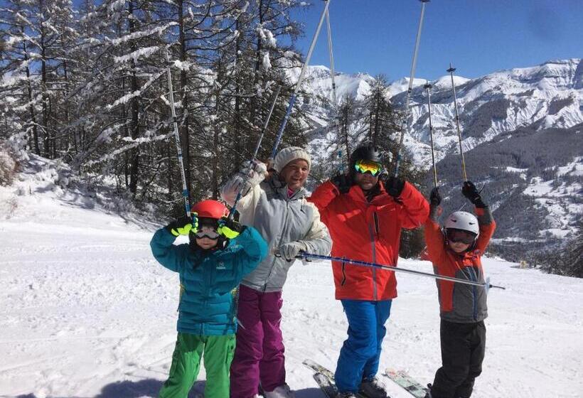 Отель Plein Soleil