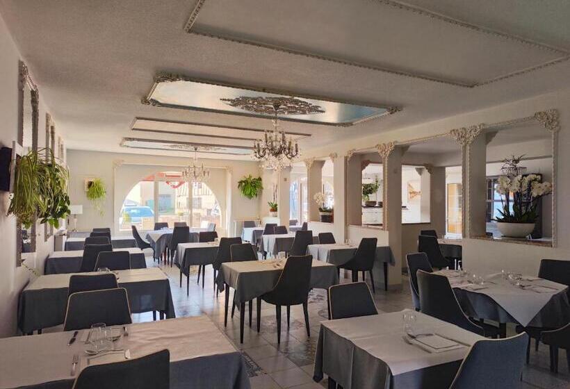 בית מלון כפרי Restaurant Le Commerce