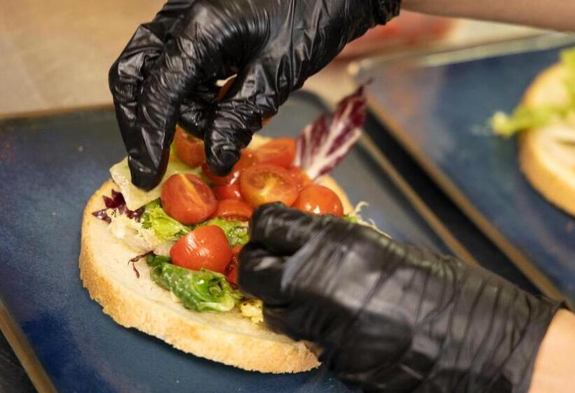 The Originals Boutique, Hotel L Occitan, Aubagne