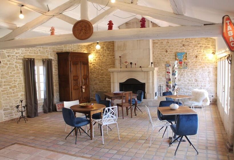 La Demeure Bed And Breakfast