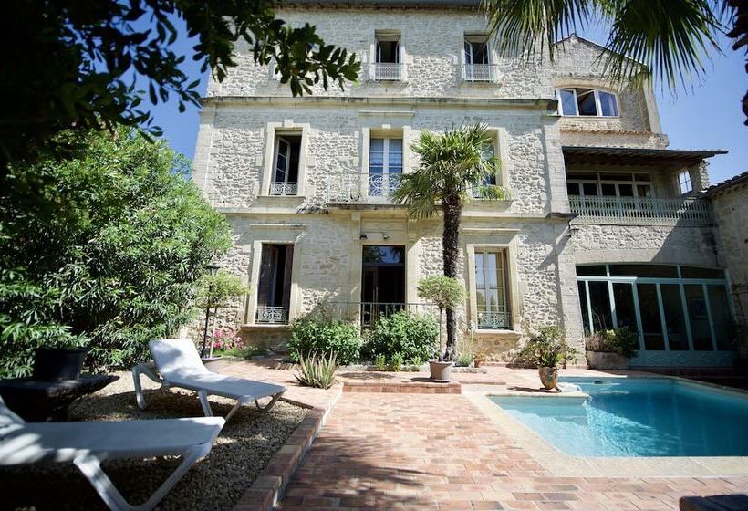 La Demeure Bed And Breakfast