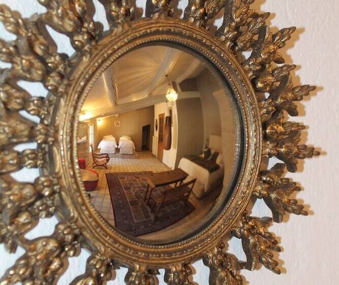 La Demeure Bed And Breakfast