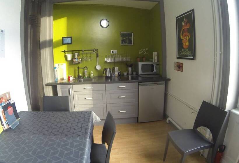 Bed and Breakfast Abri Du Passant