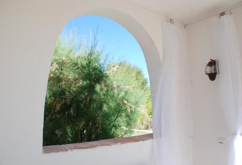 مبيت وإفطار Aloasis