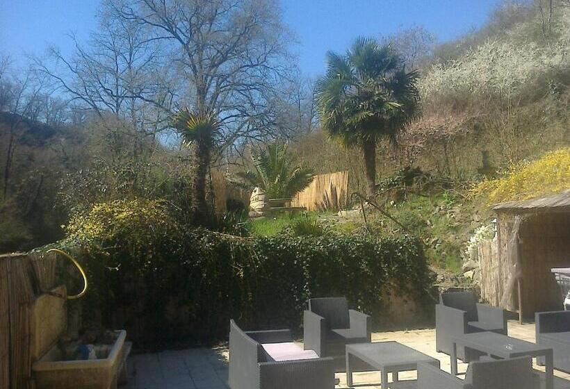 ベッドアンドブレックファースト Au Bois De Massier