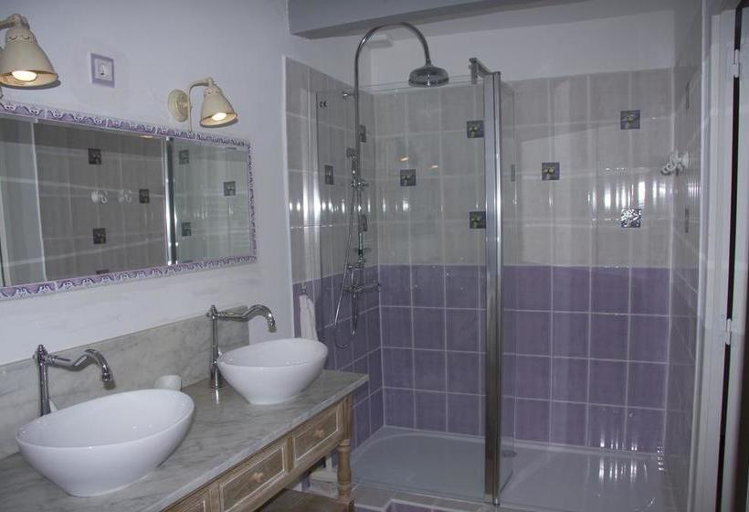 B&b Au Mas De La Tournillone