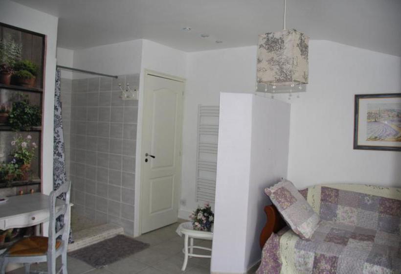 B&b Au Mas De La Tournillone