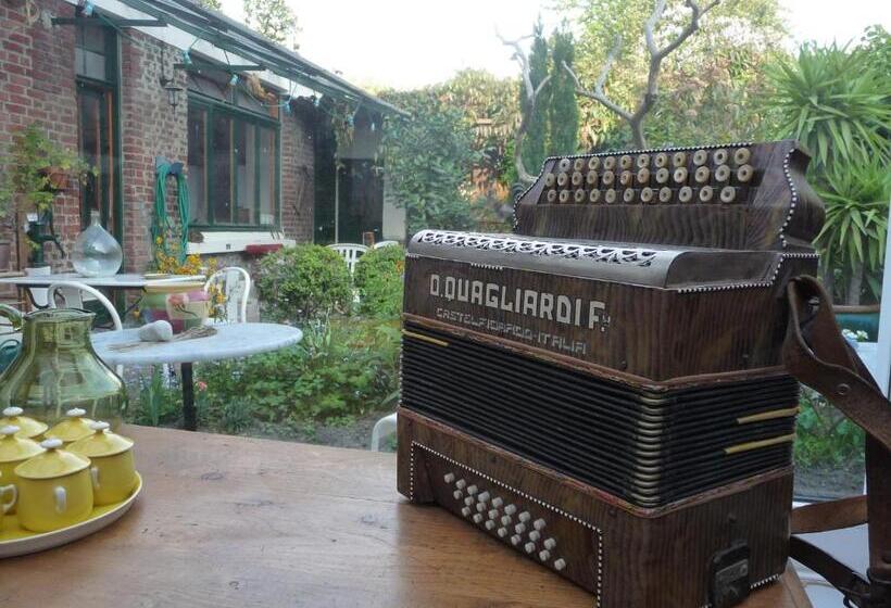 Bed and Breakfast Au Troubadour