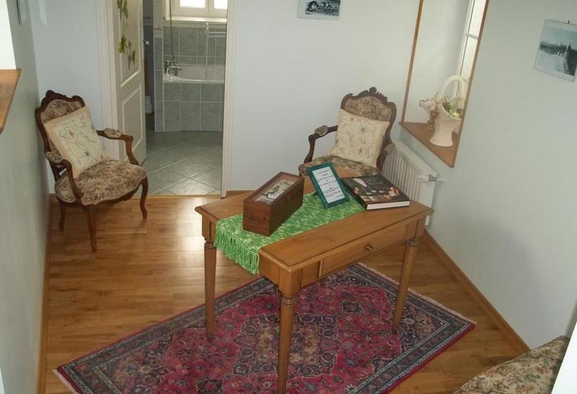 مبيت وإفطار Le Val Du Chapelain