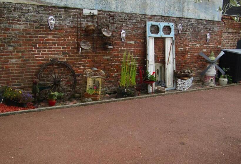 تختخواب و صبحانه Chambre D'hôtes Au Nid Du Thil