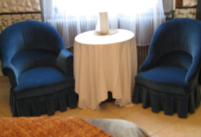 צימר Chambre D'hôtes Au Nid Du Thil