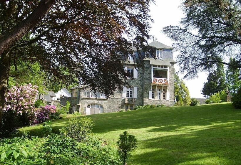 مبيت وإفطار Chambres D Hotes Manoir Kerhuella