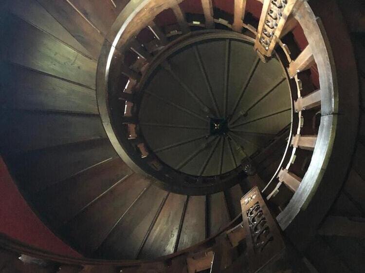 مبيت وإفطار Chambres D Hotes Manoir Kerhuella