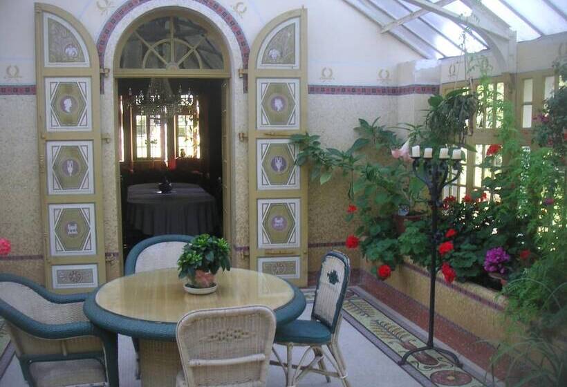 مبيت وإفطار Chambres D Hotes Manoir Kerhuella