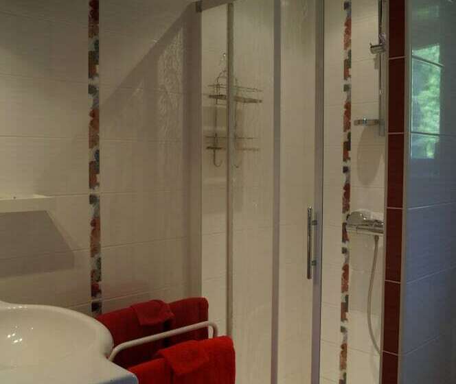 مبيت وإفطار Chambres D Hôtes La Loubatais