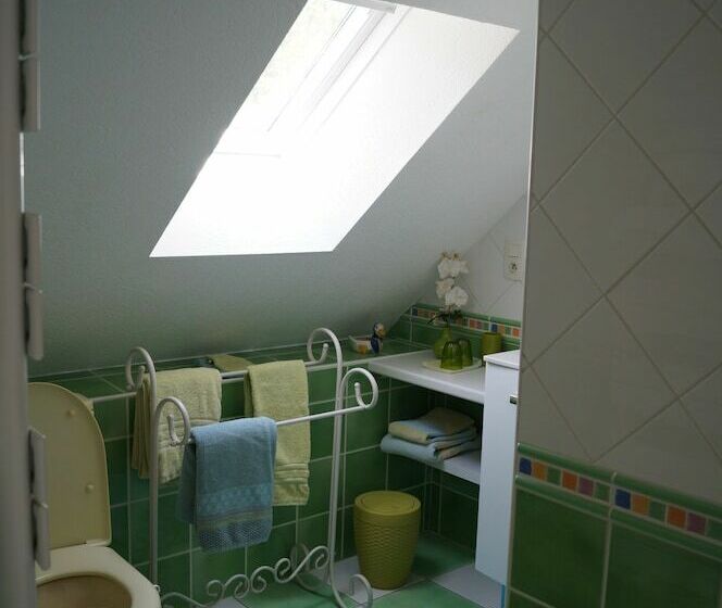 مبيت وإفطار Chambres D Hôtes La Loubatais