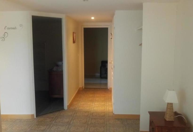 ベッドアンドブレックファースト La Luzernière Chambres D Hôtes