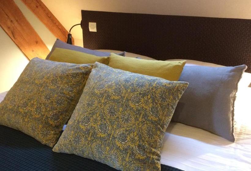 住宿加早餐 Le Clos Poulain Petits Gîtes De Charme Et Chambres D Hôtes Familiales Au Calme Proche Bayeux Et Des