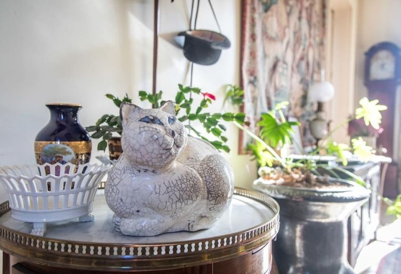 住宿加早餐  Chambres D'hotes Château De La Puisaye