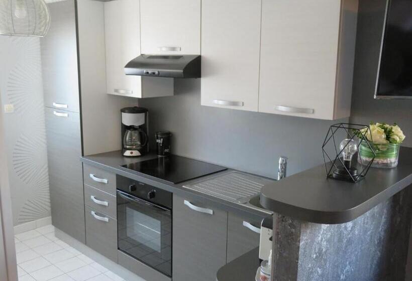 مبيت وإفطار Chambres D'hotes La Maison Neuve