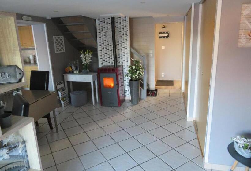 مبيت وإفطار Chambres D'hotes La Maison Neuve