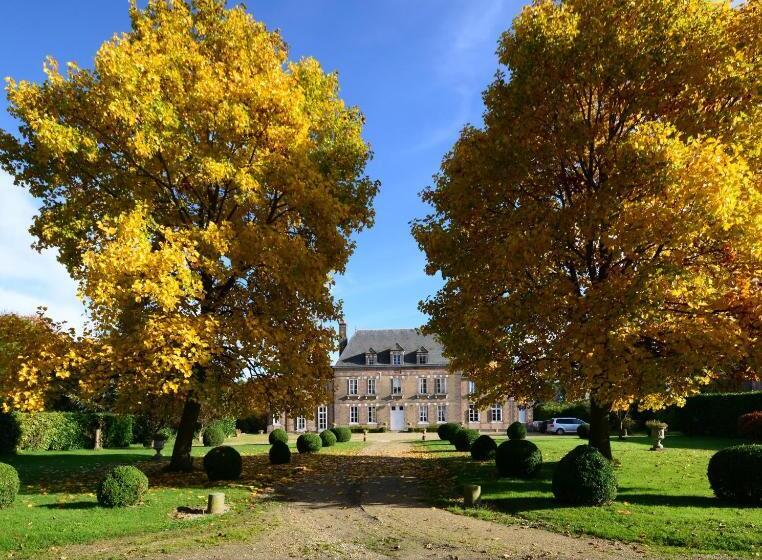 مبيت وإفطار Chambres D'hôtes De Manoir De Captot