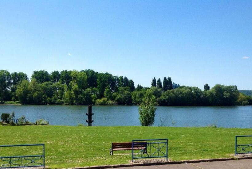 Bed and Breakfast Chambres D'hôtes La Villa Aliénor