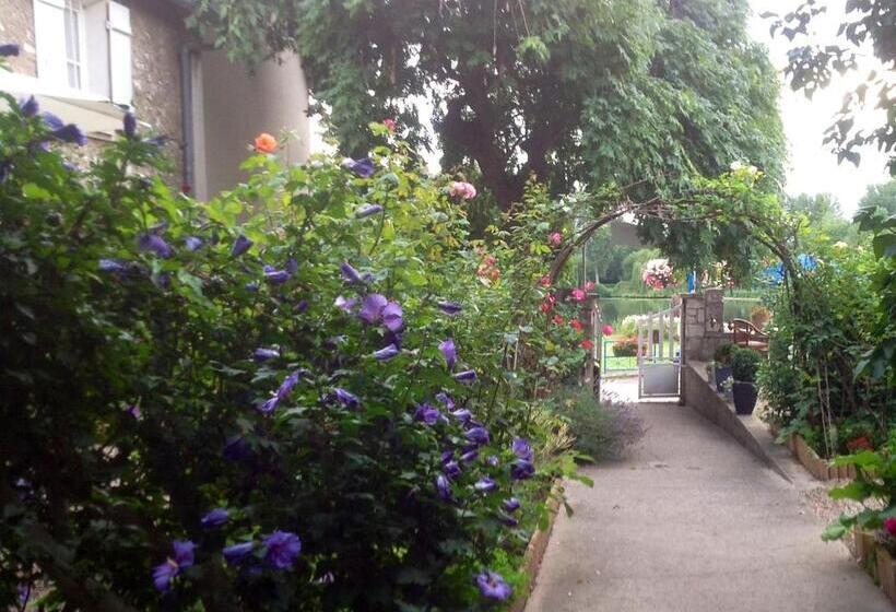 Bed and Breakfast Chambres D'hôtes La Villa Aliénor