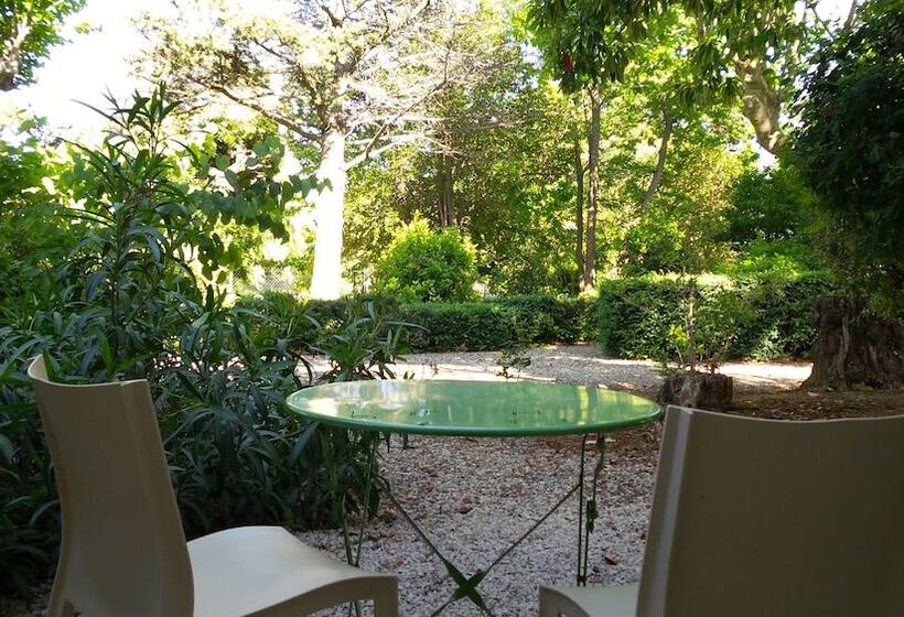 مبيت وإفطار Chateau Le Vergel Authenac