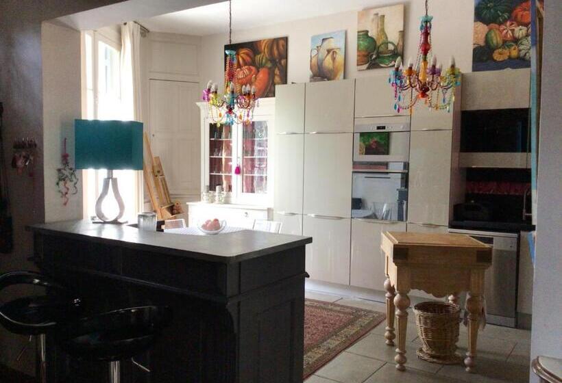 مبيت وإفطار Studio Accueillant Pour 2, Wifi Et Climatisation