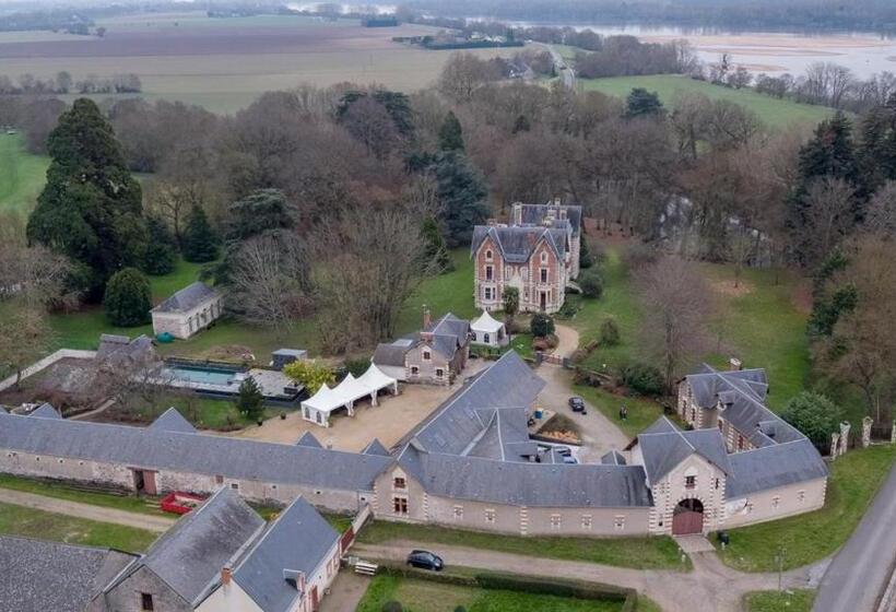 مبيت وإفطار Château De Belle Poule