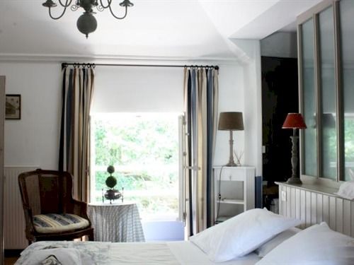 민박 Château De L Oiselinière