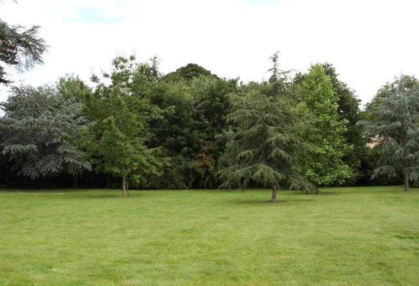 مبيت وإفطار Château Du Bois De La Noe