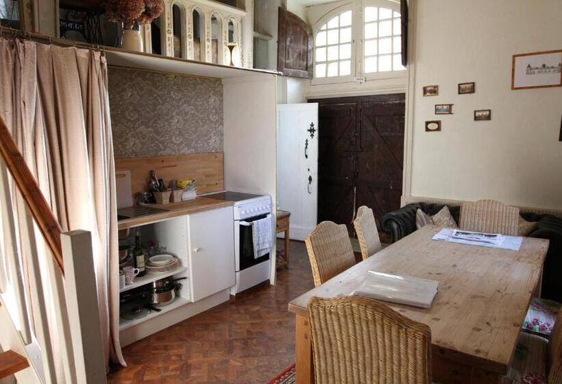 مبيت وإفطار Château Du Bois De La Noe