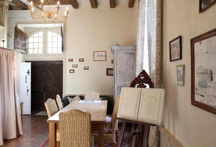 مبيت وإفطار Château Du Bois De La Noe