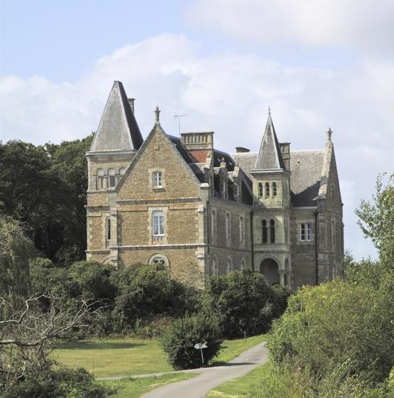 تختخواب و صبحانه Château Du Deffay