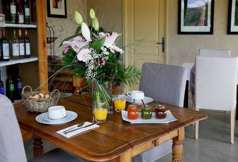 ベッドアンドブレックファースト Château La Sabine