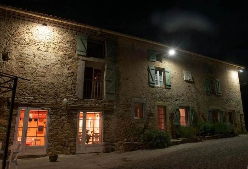 צימר Domaine Bellelauze