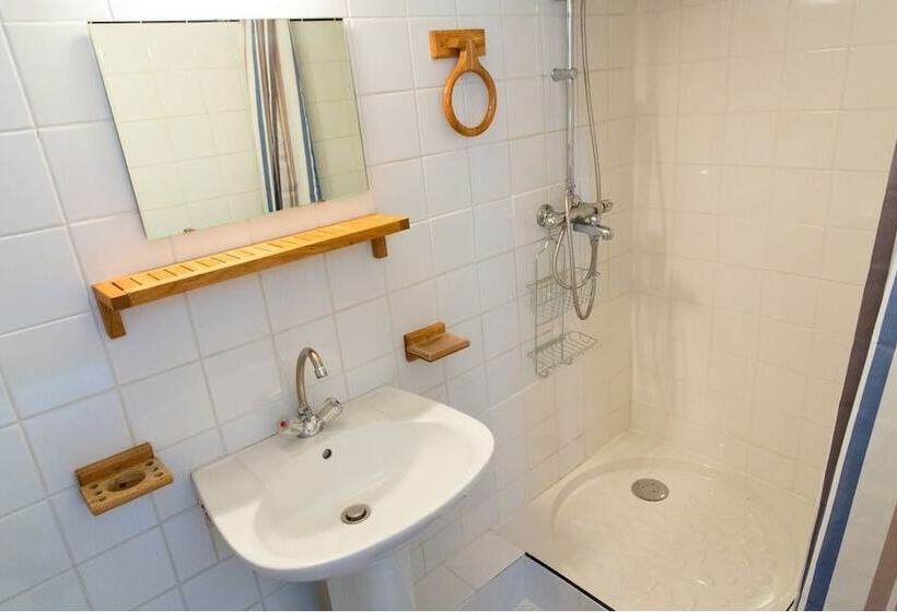 צימר Domaine Bellelauze