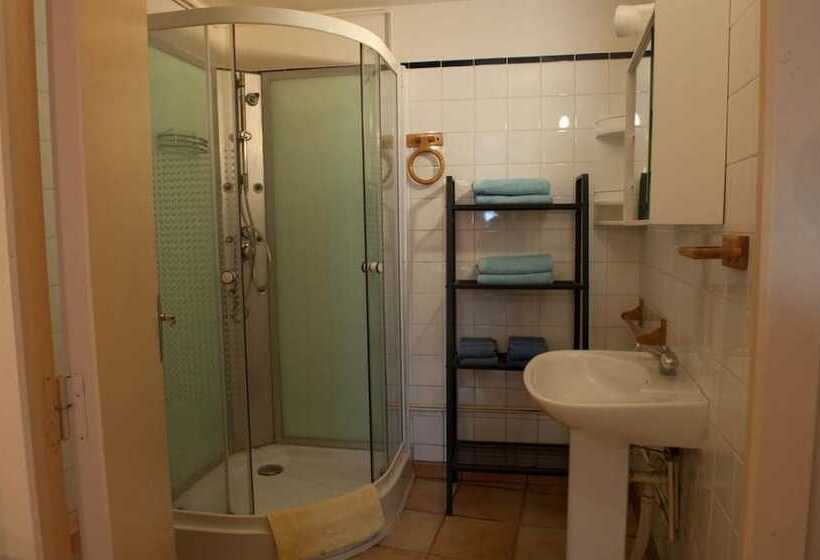 住宿加早餐  Domaine Bellelauze