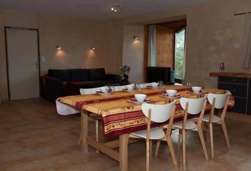 צימר Domaine Bellelauze