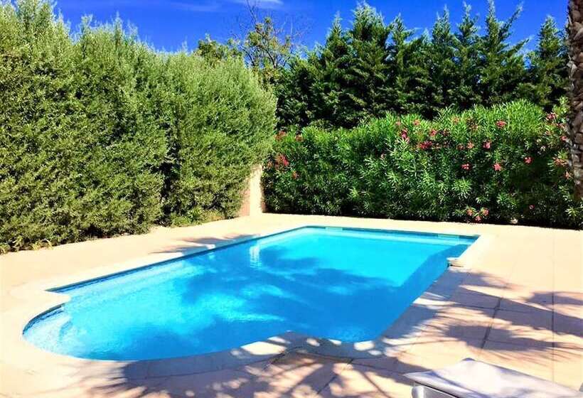 Bed and Breakfast Domaine De L'aufrene